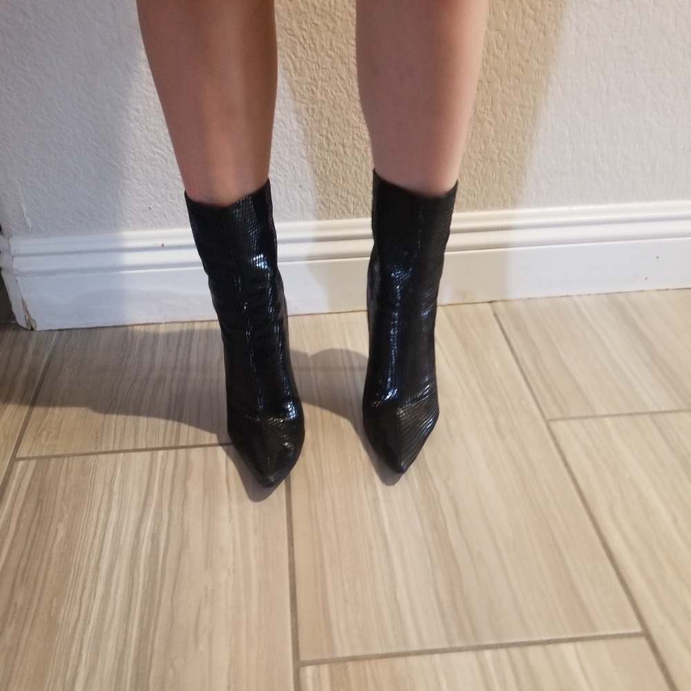 Stuart Weitzman stilletto bootie